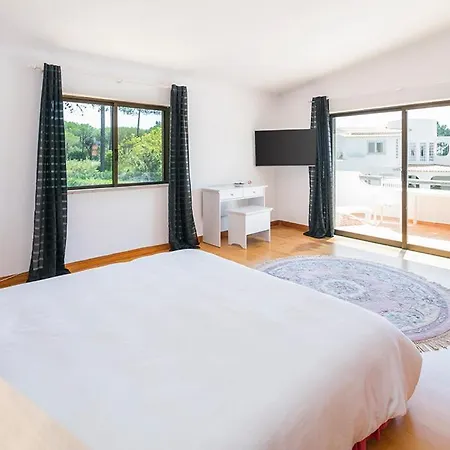 Sleeps 6 Pool Air Con T607850 Quinta do Lago
